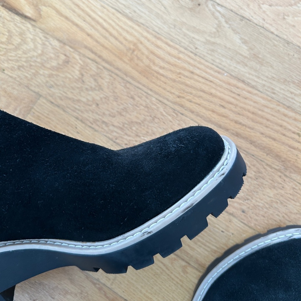 Dolce Vita Chelsea Boots - Picture 5 of 5